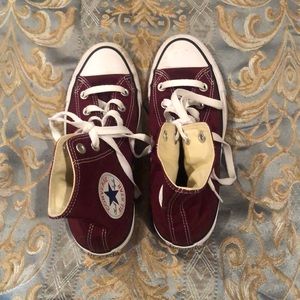 COPY - Converse High top Sneakers